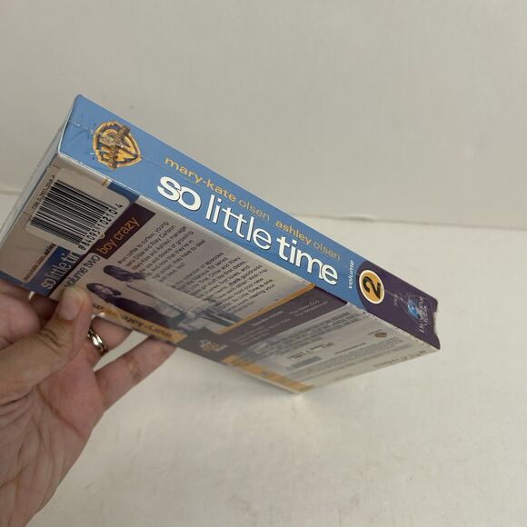 Mary-Kate  Ashley Olsen - So Little Time Vol. 2: Boy Crazy VHS - Picture 4 of 6